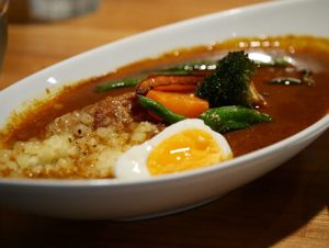 夏野菜ON玉カレー